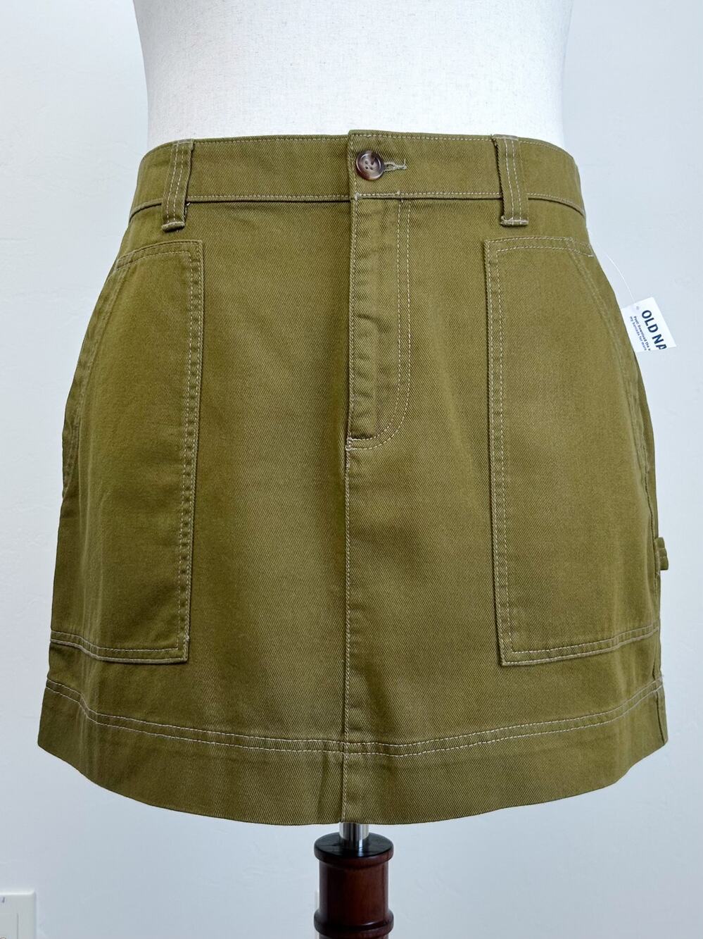Old Navy SIZE 14 Moss Green Cargo Utility Pocket Zip Fly Cotton Mini Skirt NWT